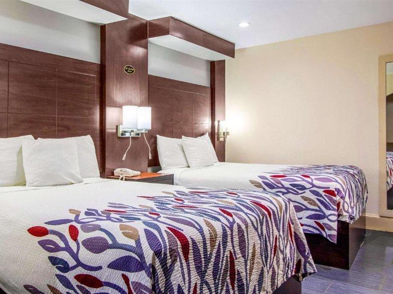Rodeway Inn & Suites Houston Near Medical Center Екстериор снимка