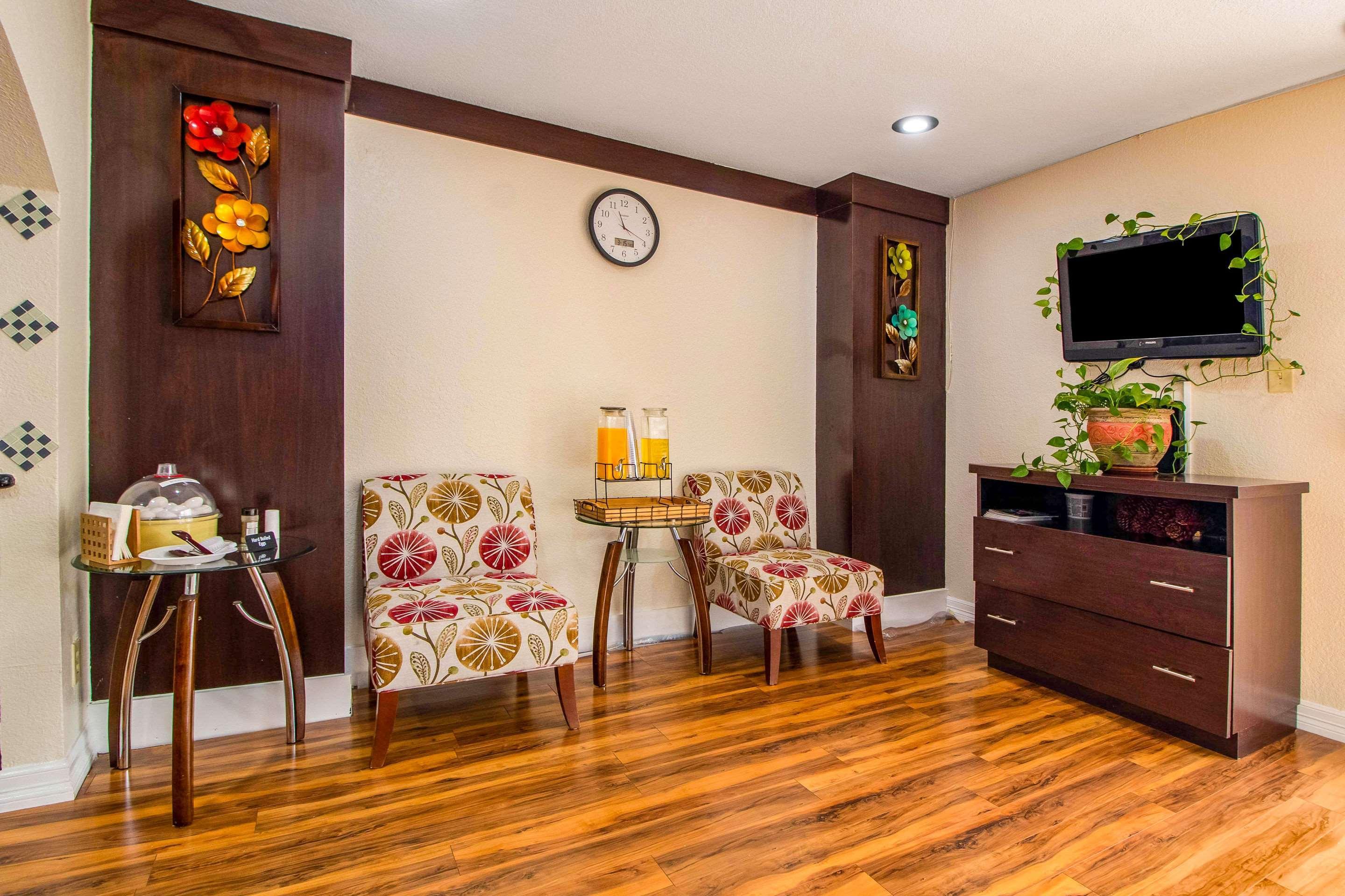 Rodeway Inn & Suites Houston Near Medical Center Екстериор снимка