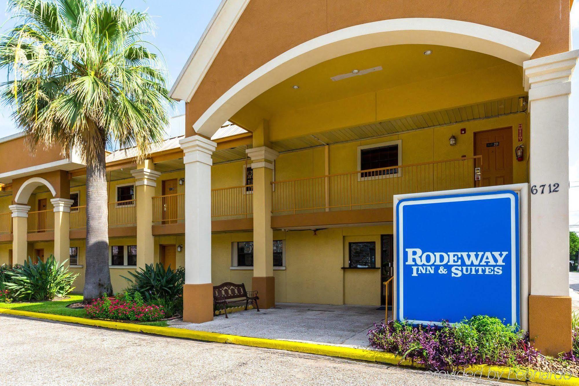 Rodeway Inn & Suites Houston Near Medical Center Екстериор снимка