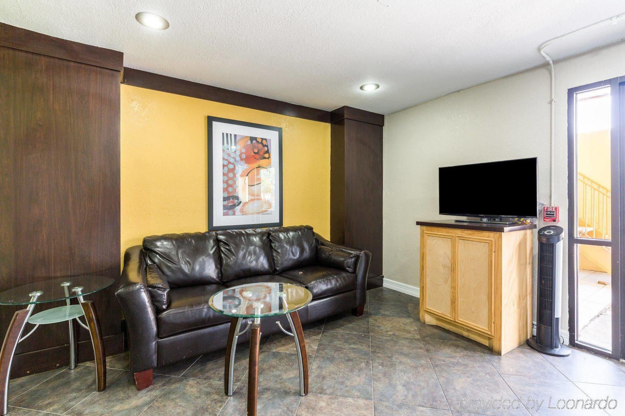 Rodeway Inn & Suites Houston Near Medical Center Екстериор снимка